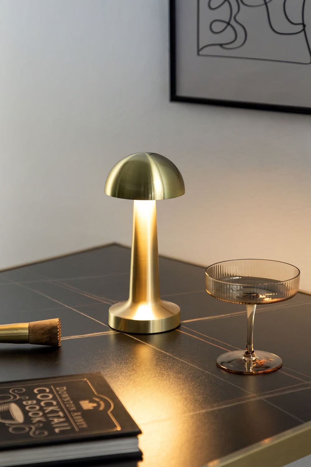 HaloMush™  Modern Mushroom LED Table Lamp – Minimalist Rechargeable Ambient Night Light