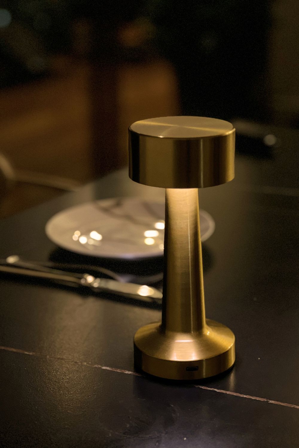 Hearth™   Luxury Gold LED Table Lamp – Minimalist Rechargeable Ambient Desk Light