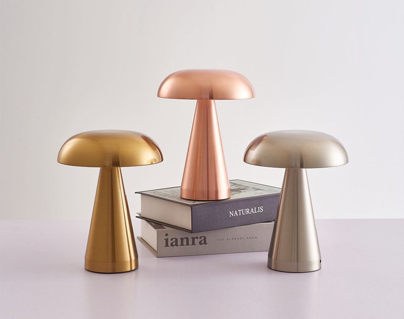 HushLight™ Luxury Gold Mushroom LED Table Lamp – Rechargeable Ambient Bedside Light