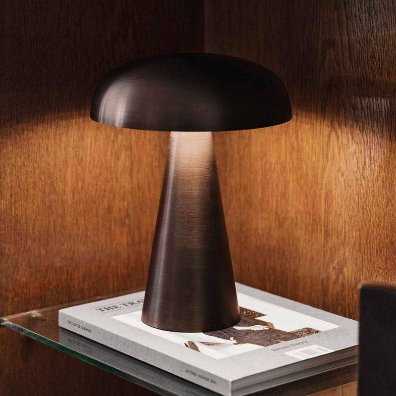 HushLight™ Luxury Gold Mushroom LED Table Lamp – Rechargeable Ambient Bedside Light